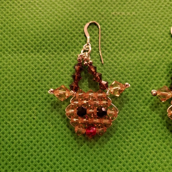Reindeer earrins made with Swarovski cystrals. - Picture 4 of 8